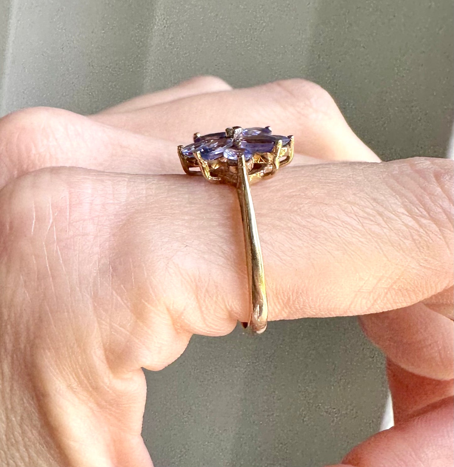 Antique 9ct Tanzanite Flower Ring