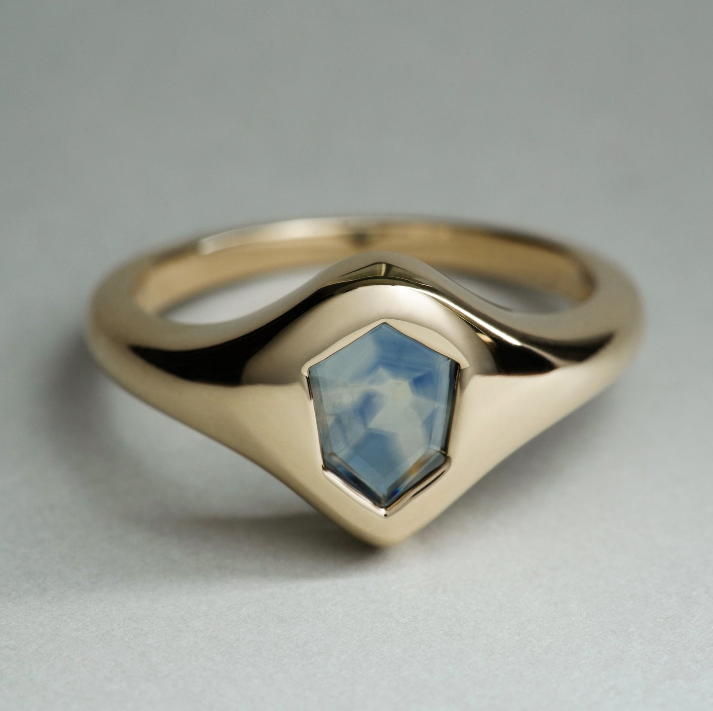 Montana Sapphire Signet Ring