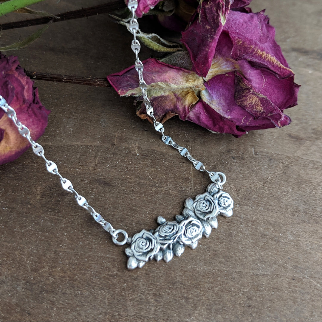 Memoriam Offering Necklace