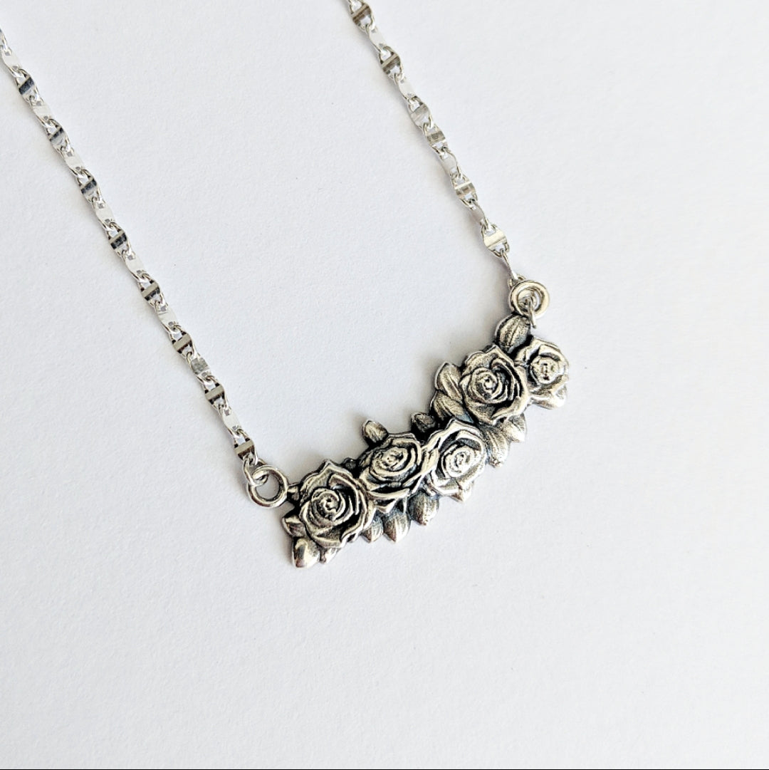 Memoriam Offering Necklace
