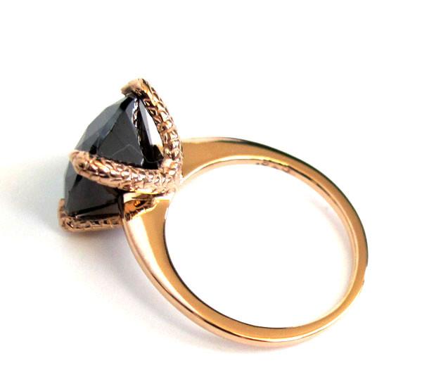 Dark Crystal Talon Ring