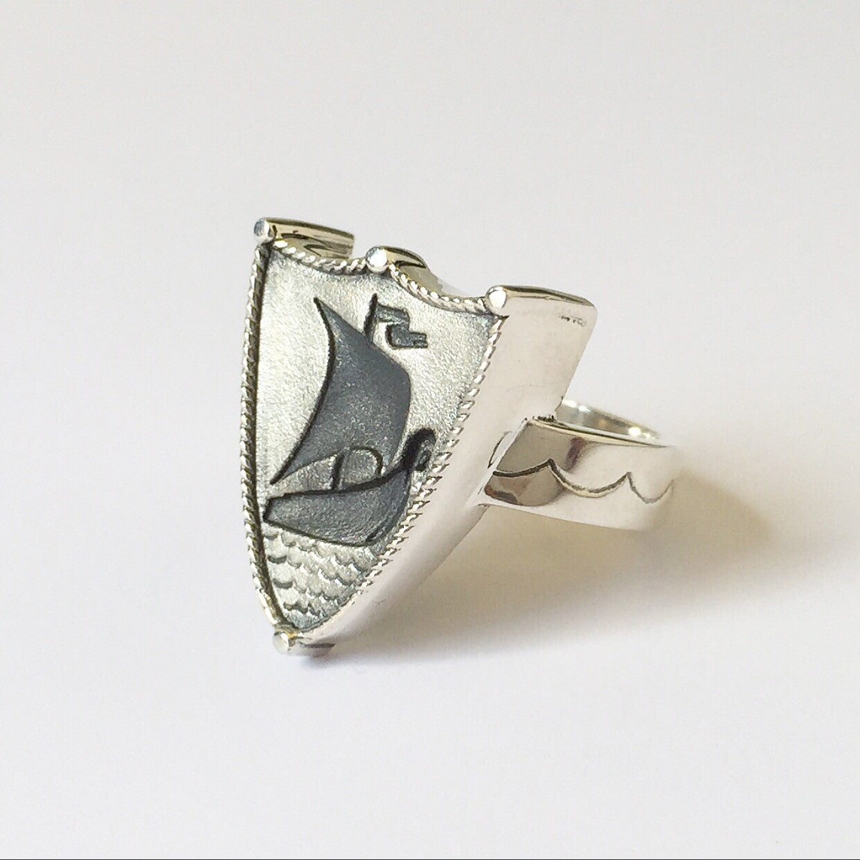 Explorer Ring