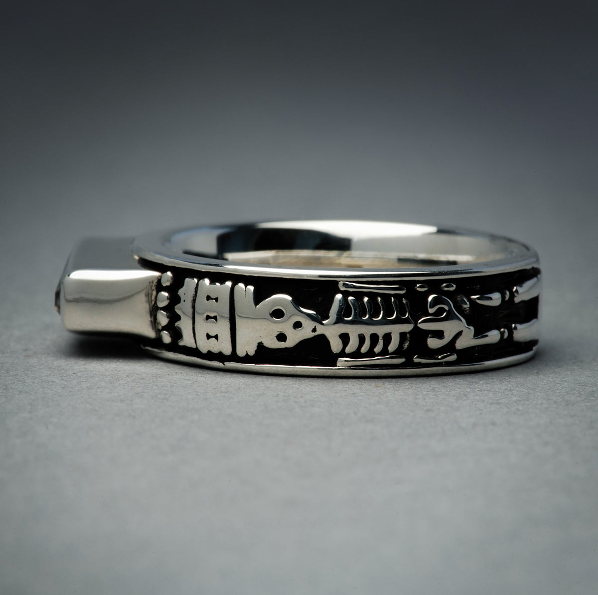 Skeletal Memento Mori Ring