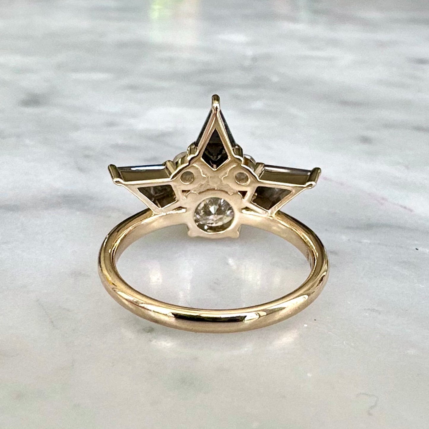 Majesty Ring