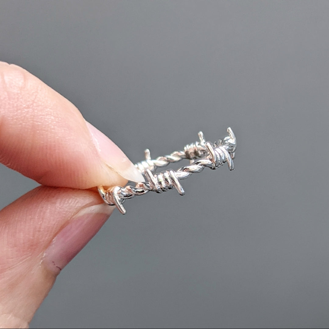 Barbed Wire Ring