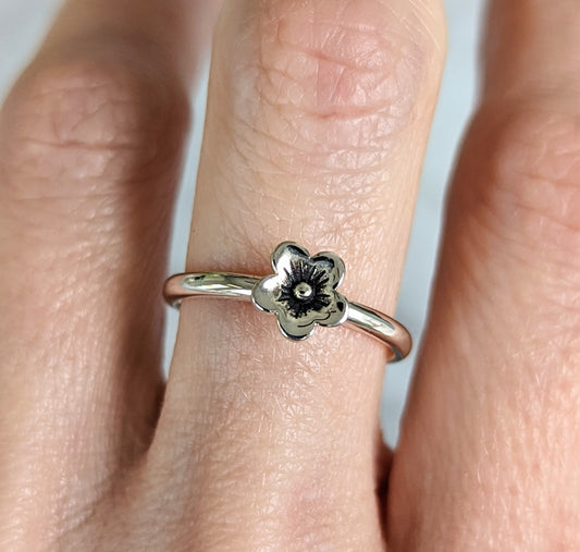 Simple Flower Ring