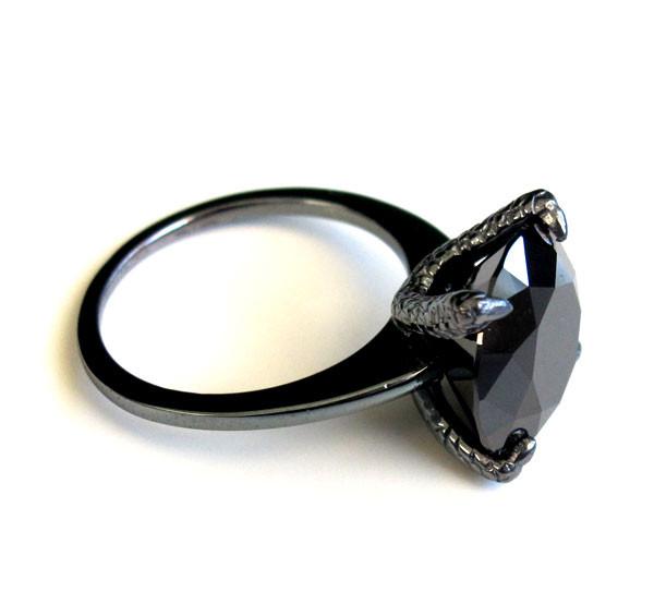 Dark Crystal Talon Ring