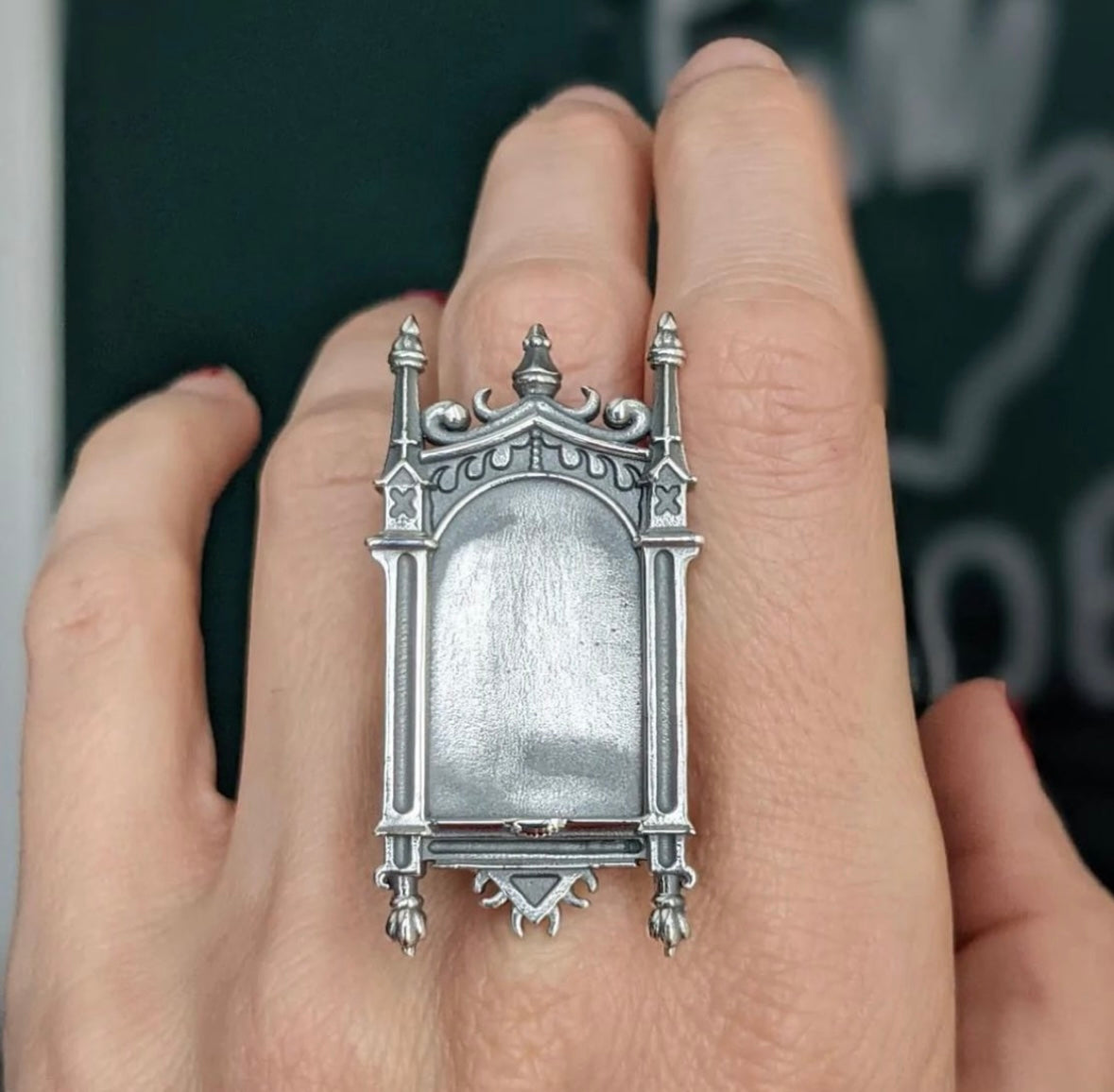 Victorian Frame Ring