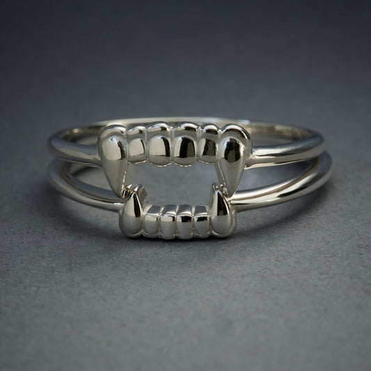 Silver Fang Ring